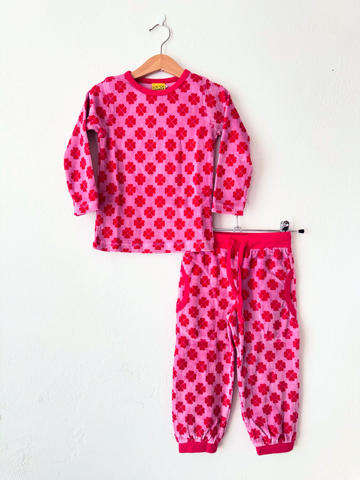 Duns Sweden - SET Pants + Longsleeve VELOURS Clover Pink