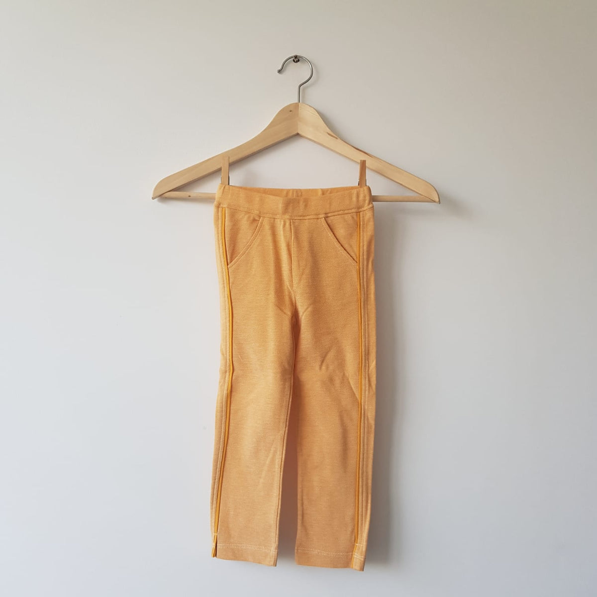 Dis une Couleur - Summer Pants Yellow melange Zomerbroek Geel