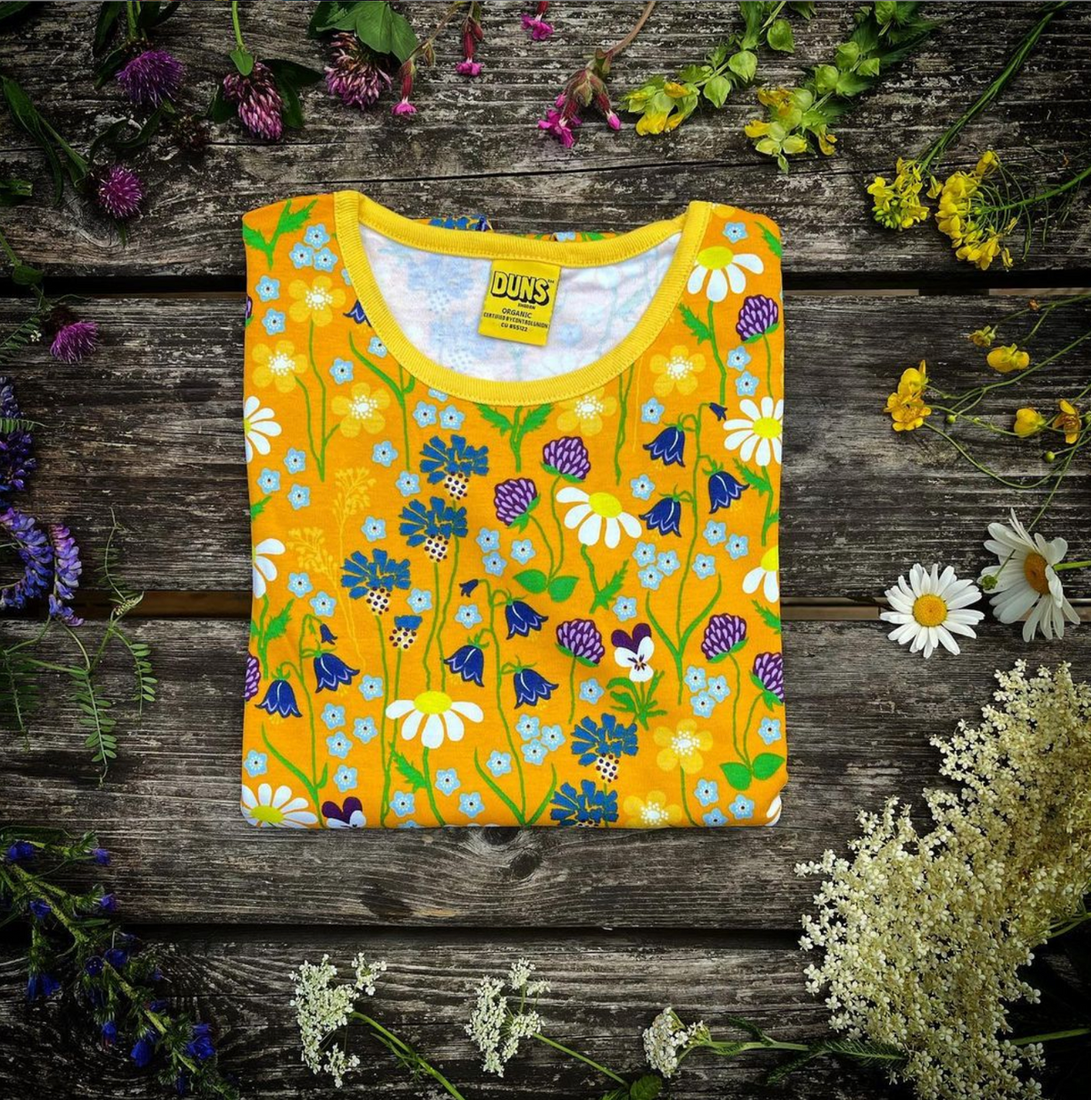 Duns Sweden - Shortsleeve Dress Midsummer Flowers Yellow - Zomerbloemen Geel