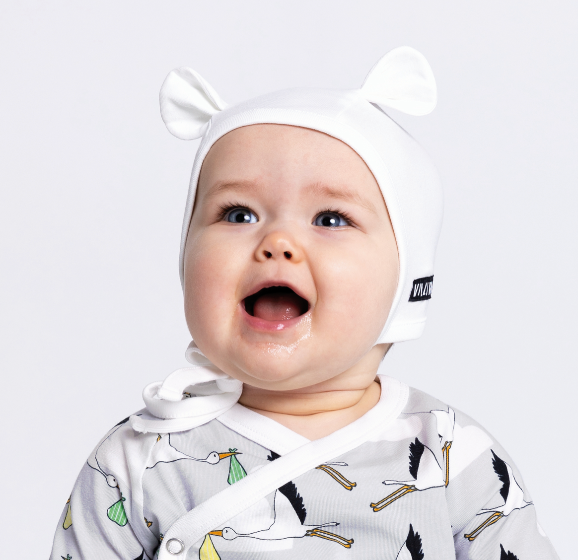 Villervalla - White Baby Bonnet with Ears